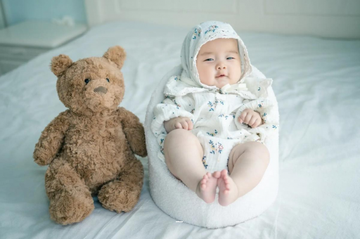 攀枝花宝宝挠耳朵是怎么回事